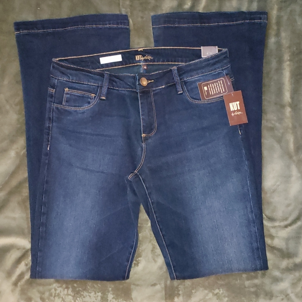 Kut from the Kloth Chrissy Flare Jeans size 10
